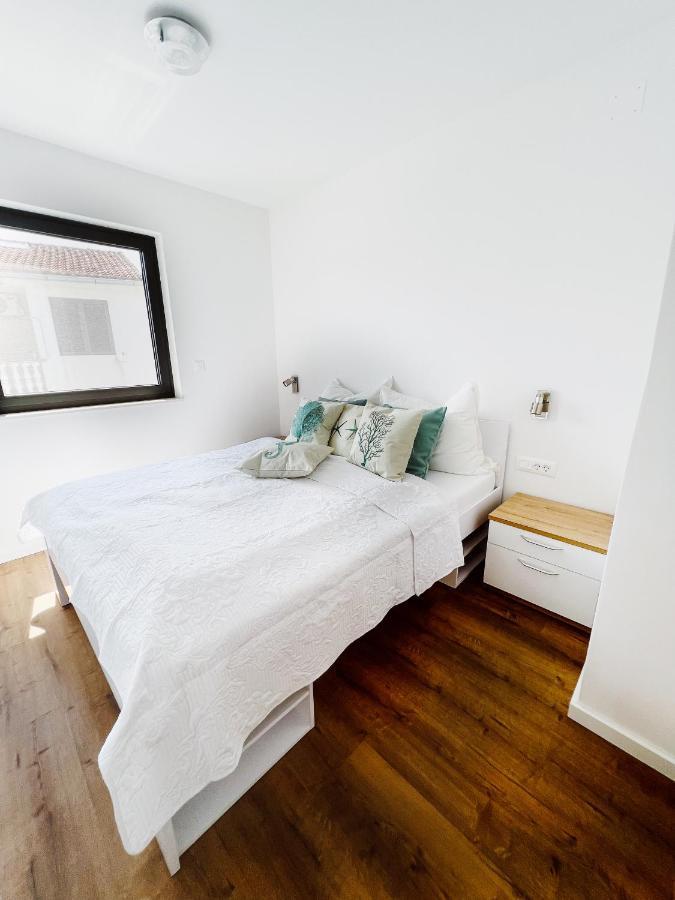 Villa Mirno More Apartments 말린스카 외부 사진