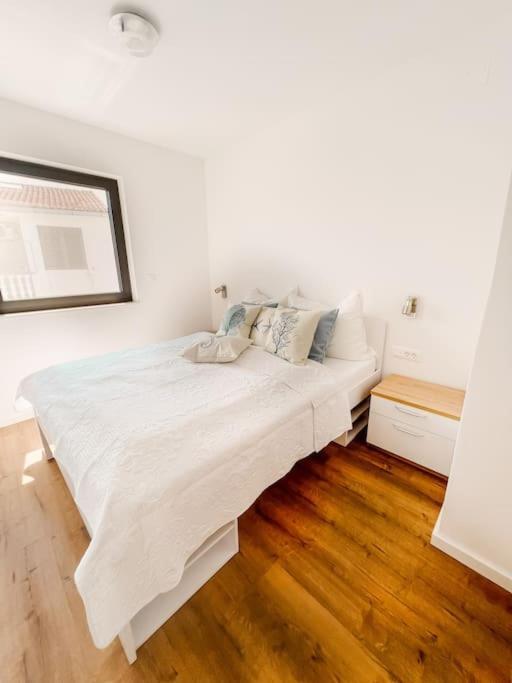 Villa Mirno More Apartments 말린스카 외부 사진
